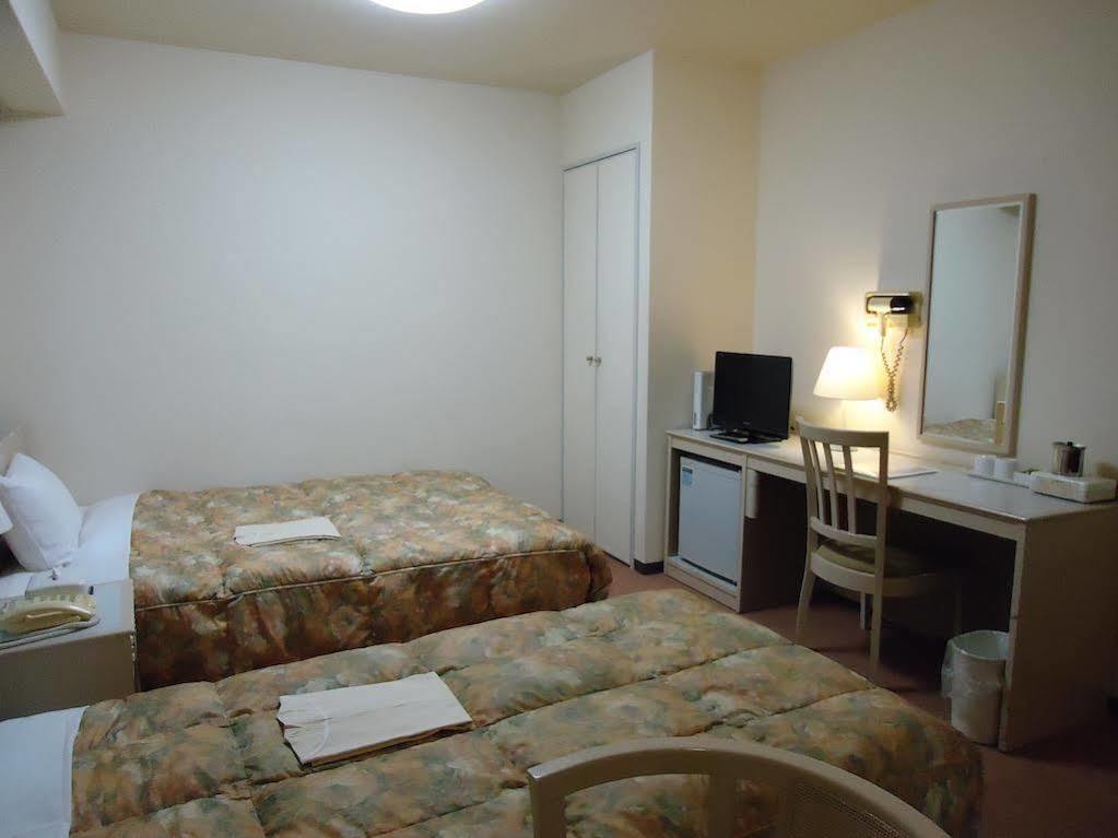 Hotel 1-2-3 Tennoji Teradacho Osaka Buitenkant foto