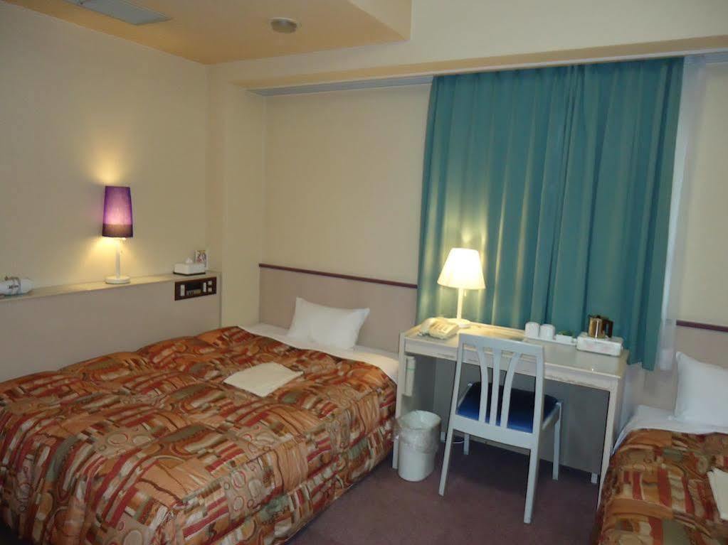 Hotel 1-2-3 Tennoji Teradacho Osaka Buitenkant foto